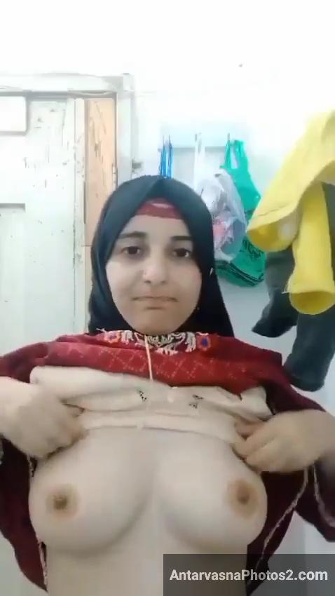 muslim bhabhi nude boobs selfies 12