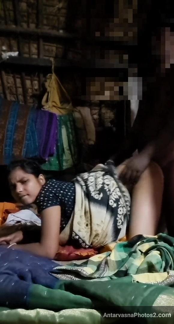 village bhabhi ki ghodi bana ke chudai xxx photos 7