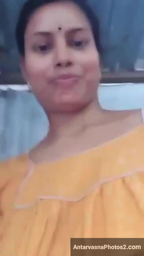 sexy village bhabhi tanker boobs chut pics 1