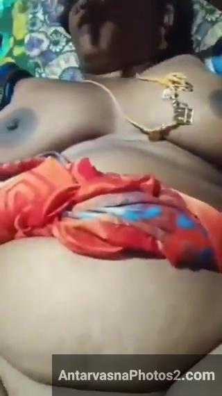 hot tamil mom pussy fucking pics 7
