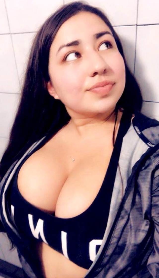 nude xxx image me hot girl ki boobs ki dara