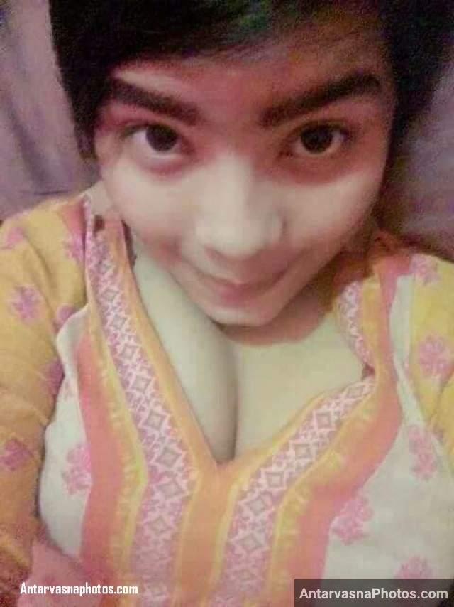 sexy bangla girl ki cute smile