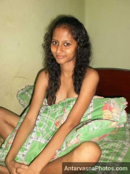 Hotel ke bed par nude ho gai sexy callgirl